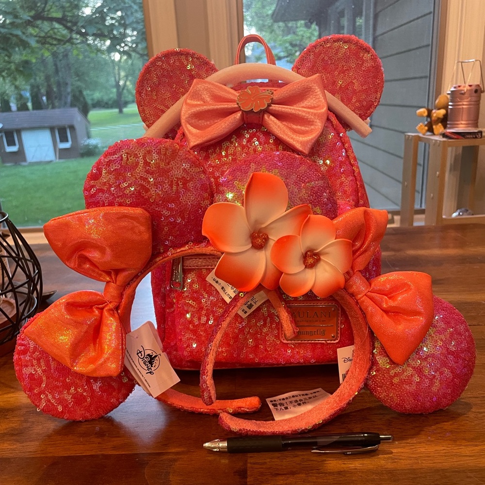 Loungefly Aulani Coral bag+2 ears